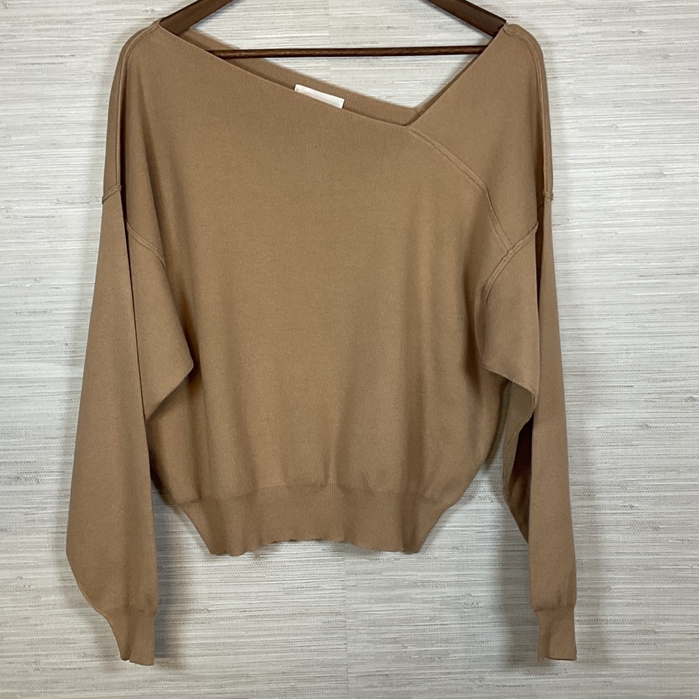 Line and Dot Favorite Off Shoulder Sweater Taupe Large Asymmetrical Tan - Picture 3 of 16